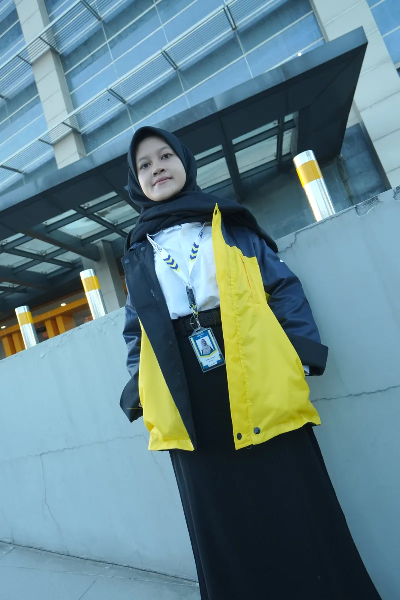 Indhira Ayu Puspita Ningrum